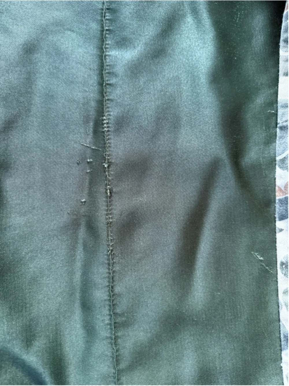 Vintage Men's 10X Hunting Pants size medium Green Camo Outdoor Utility Trousers